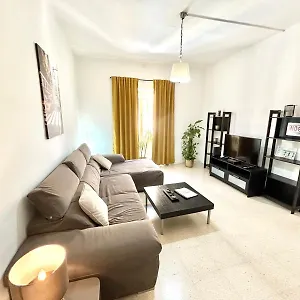 St Julians - Balluta Bay Large 3 Bedroom , Sliema Malta